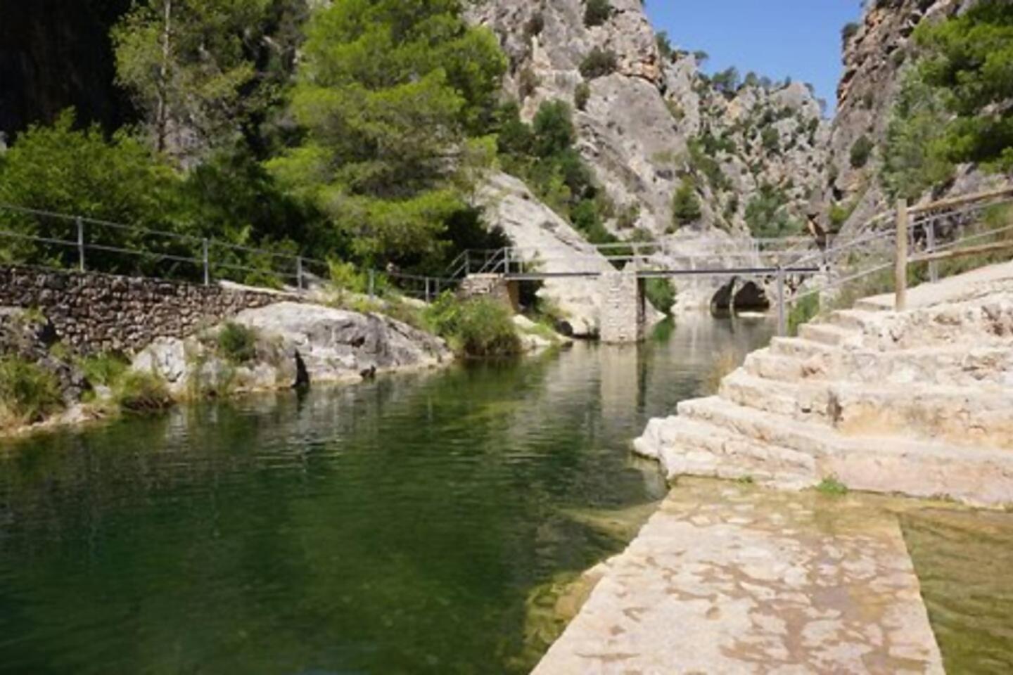 Tranquilo Apto Ideal Paraturismo Rural Y Relax Gandesa Exterior photo